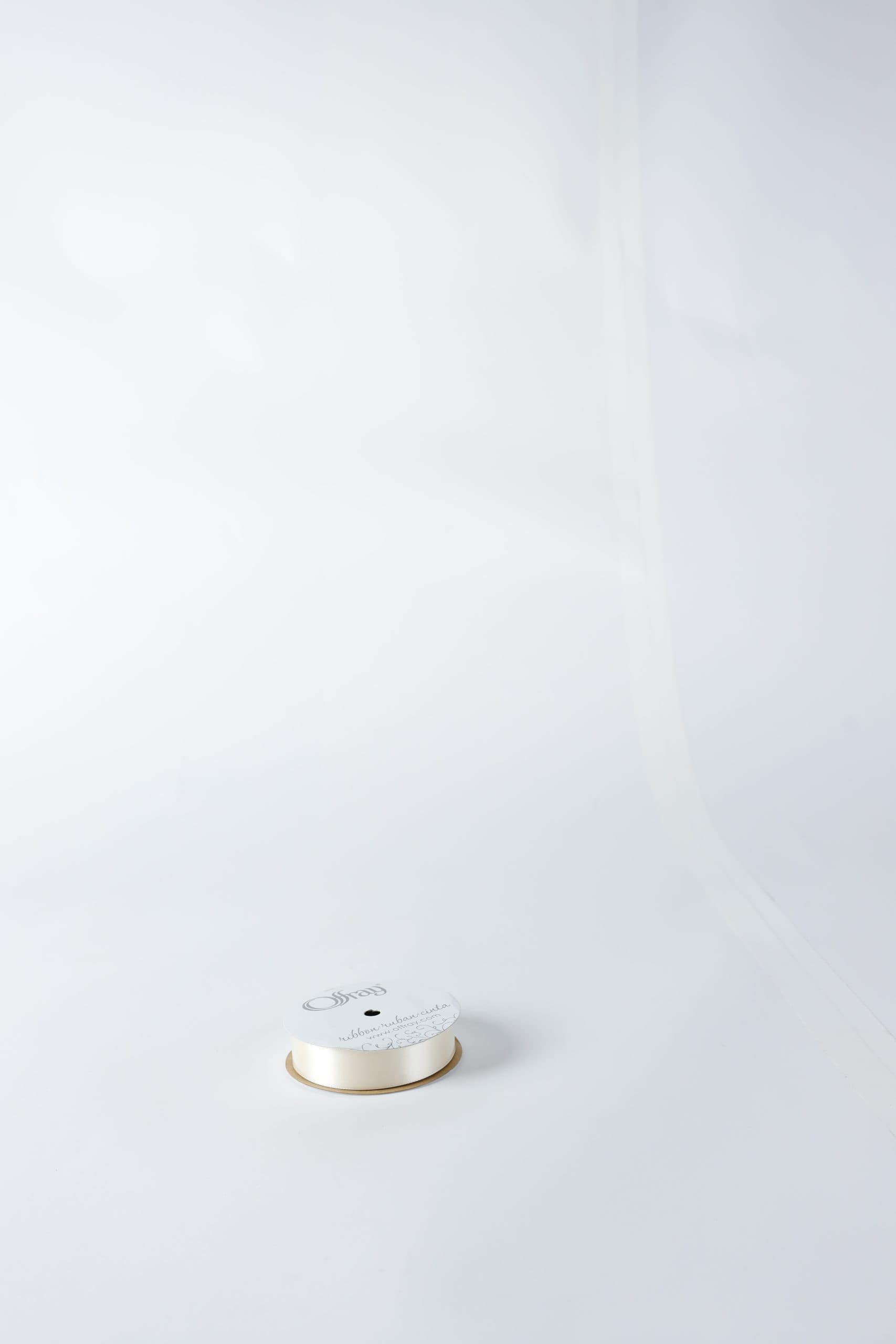 White Ribbon - Ruggable
